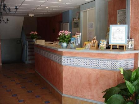 Les Mimosas Hotel Lunel  Exterior foto